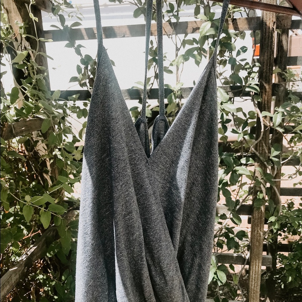 Cross over tank top.